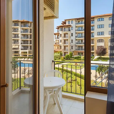 Apolon 8 Relax With Pools Lejlighed *