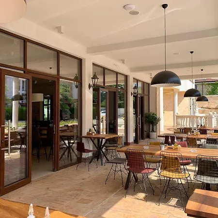 Apolon 8 Relax With Pools Apartment *