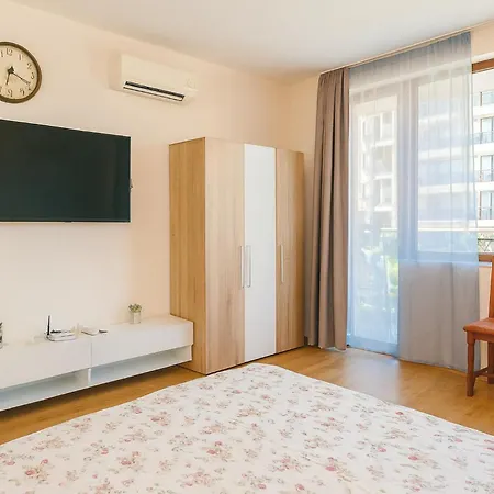 Apolon 8 Relax With Pools * サニービーチ