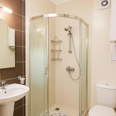 Apolon 8 Relax With Pools Slantchev Briag