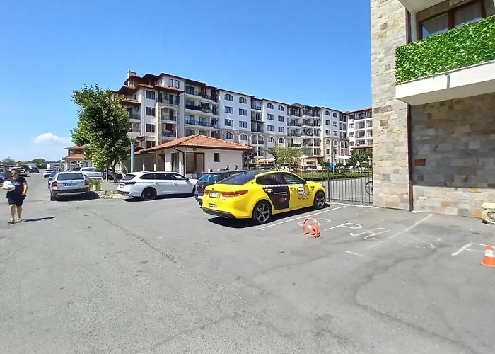 Апартамент Apolon 8 Relax With Pools Слънчев бряг